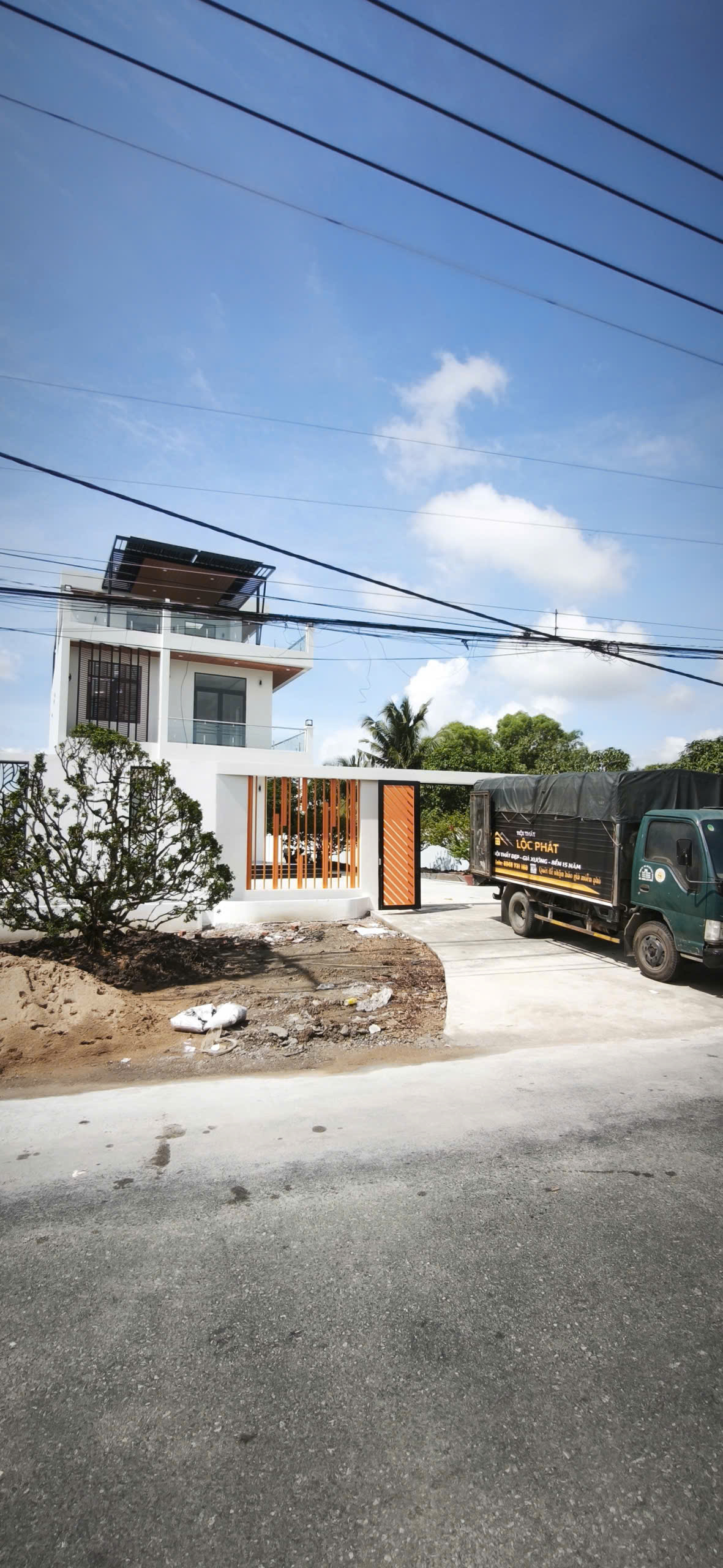 Vận chuyển nội thất Villa Tân An - góc 1